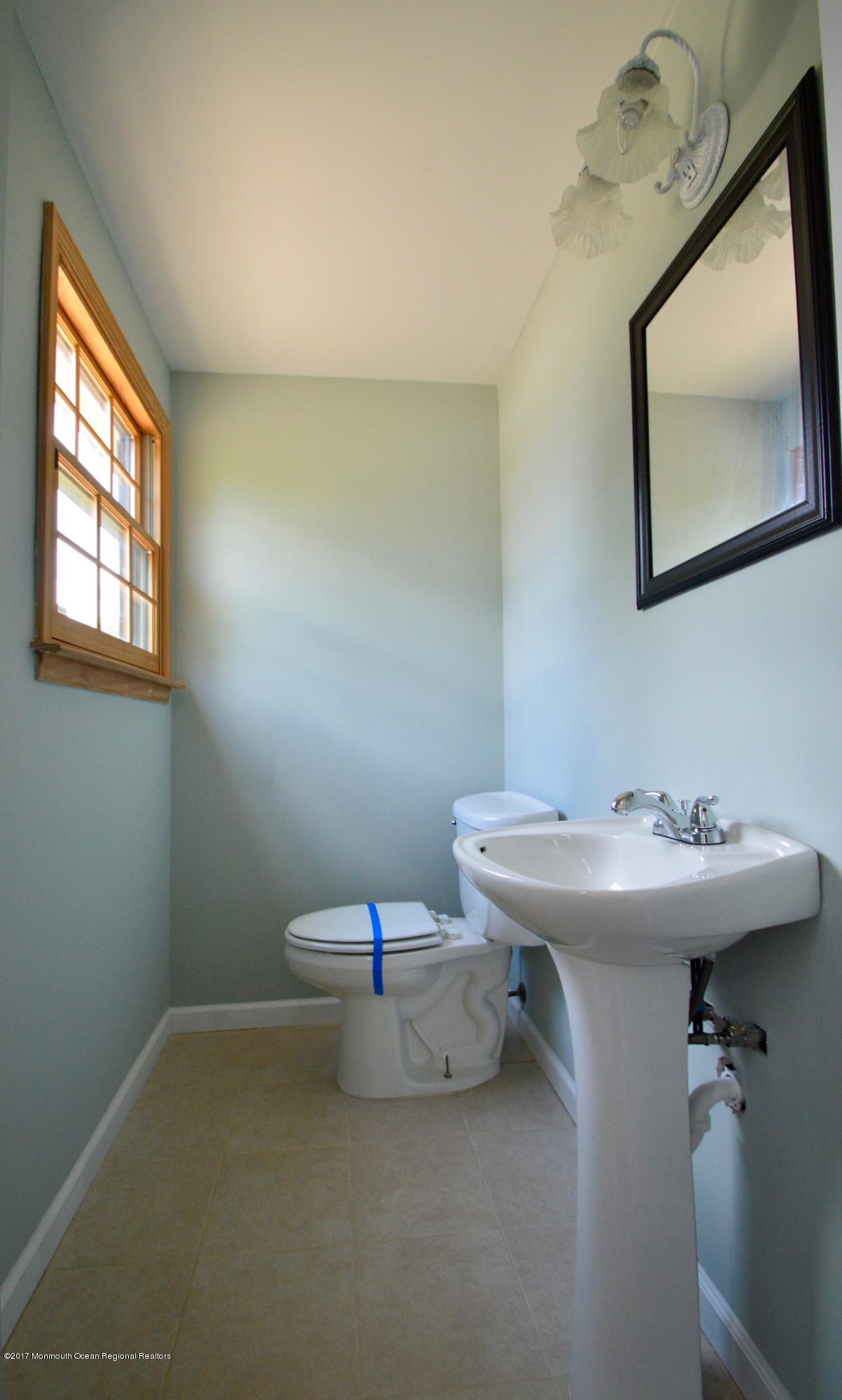 3 Lexington Road Howell, NJ 07731 - Photo 16 of 22 DSC_0498