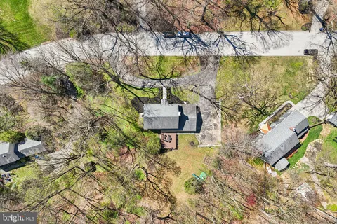 front view of house with a yard