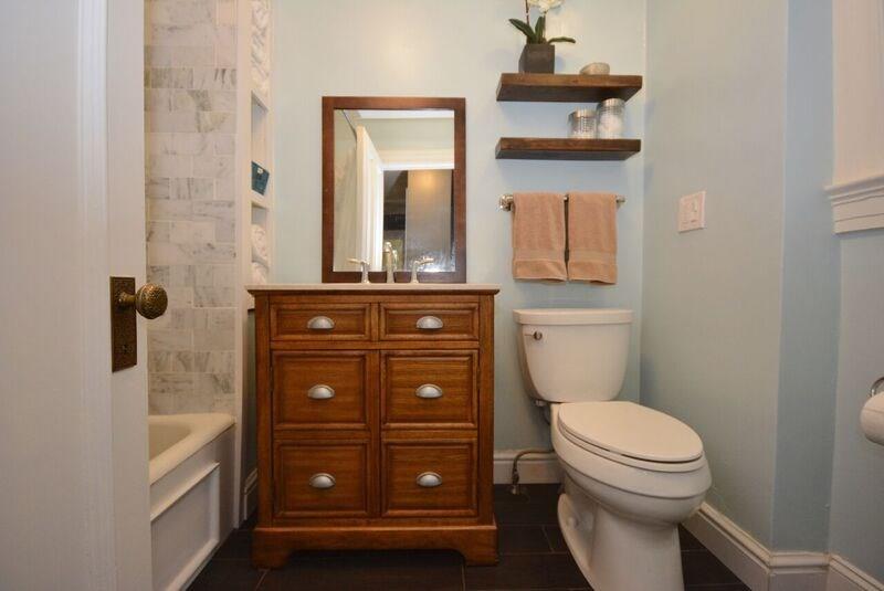 1255 Murdoch Road Pittsburgh, PA 15217 - Photo 13 of 25 Bath