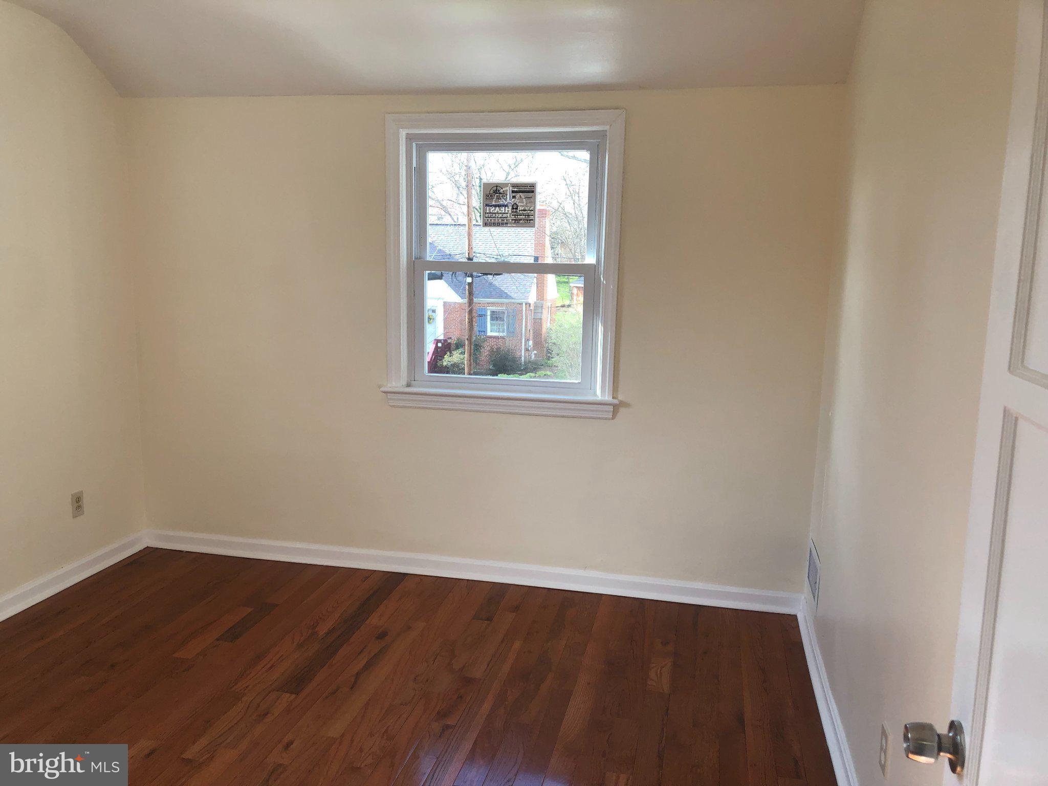 2606 Parker Avenue Silver Spring, MD 20902 - Photo 17 of 31 Bedroom1