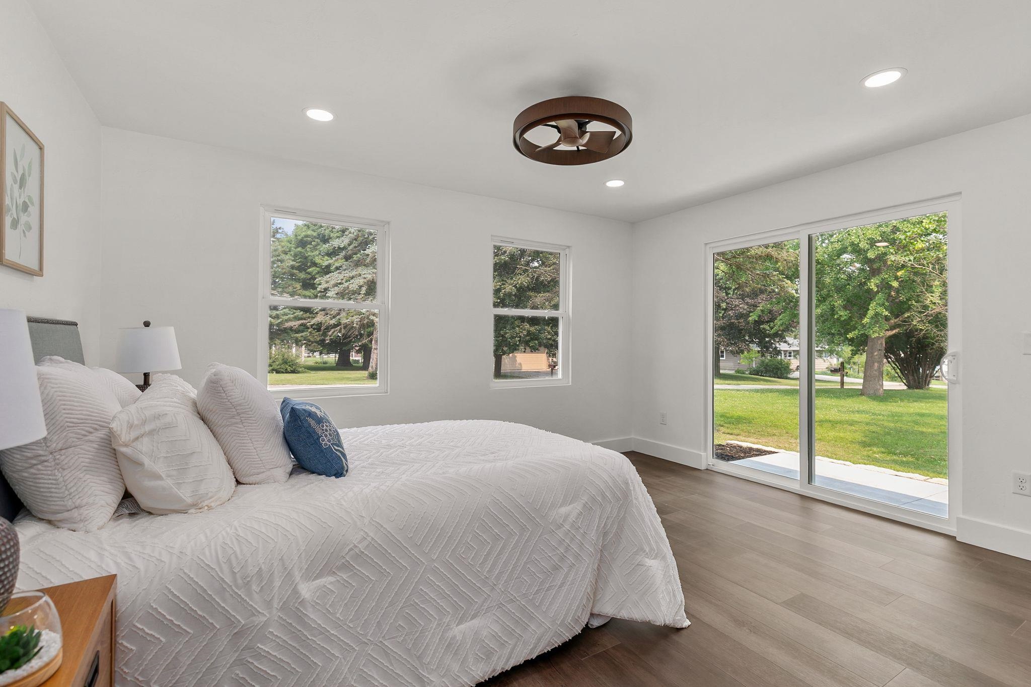 1900 Leonard Point Road Oshkosh, WI 54904 - Photo 27 of 36