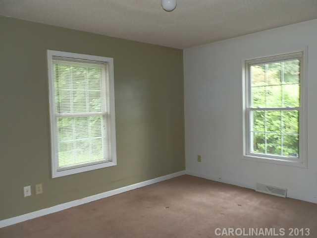 1046 Austin Road New London, NC 28127 - Photo 8 of 16 Gallery Image 8