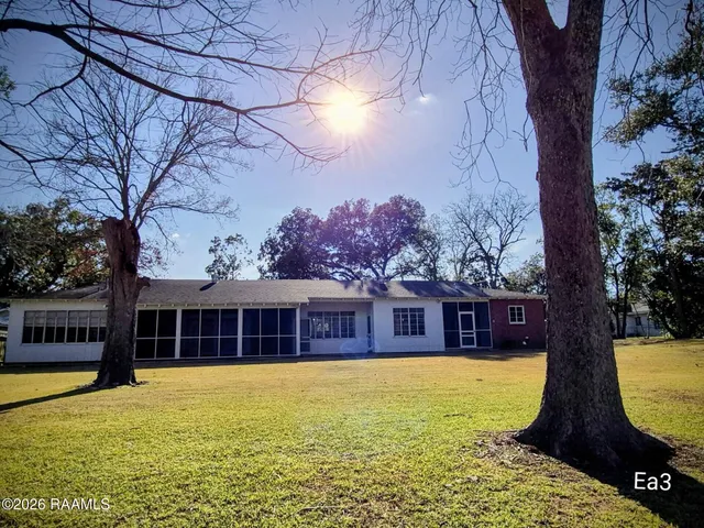 $1,600 | 101 Aline Street, New Iberia, LA 70560
