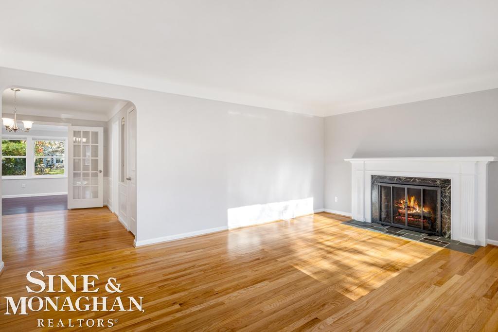 350 Ridgemont Road Grosse Pointe Farms, MI 48236 - Photo 3 of 32