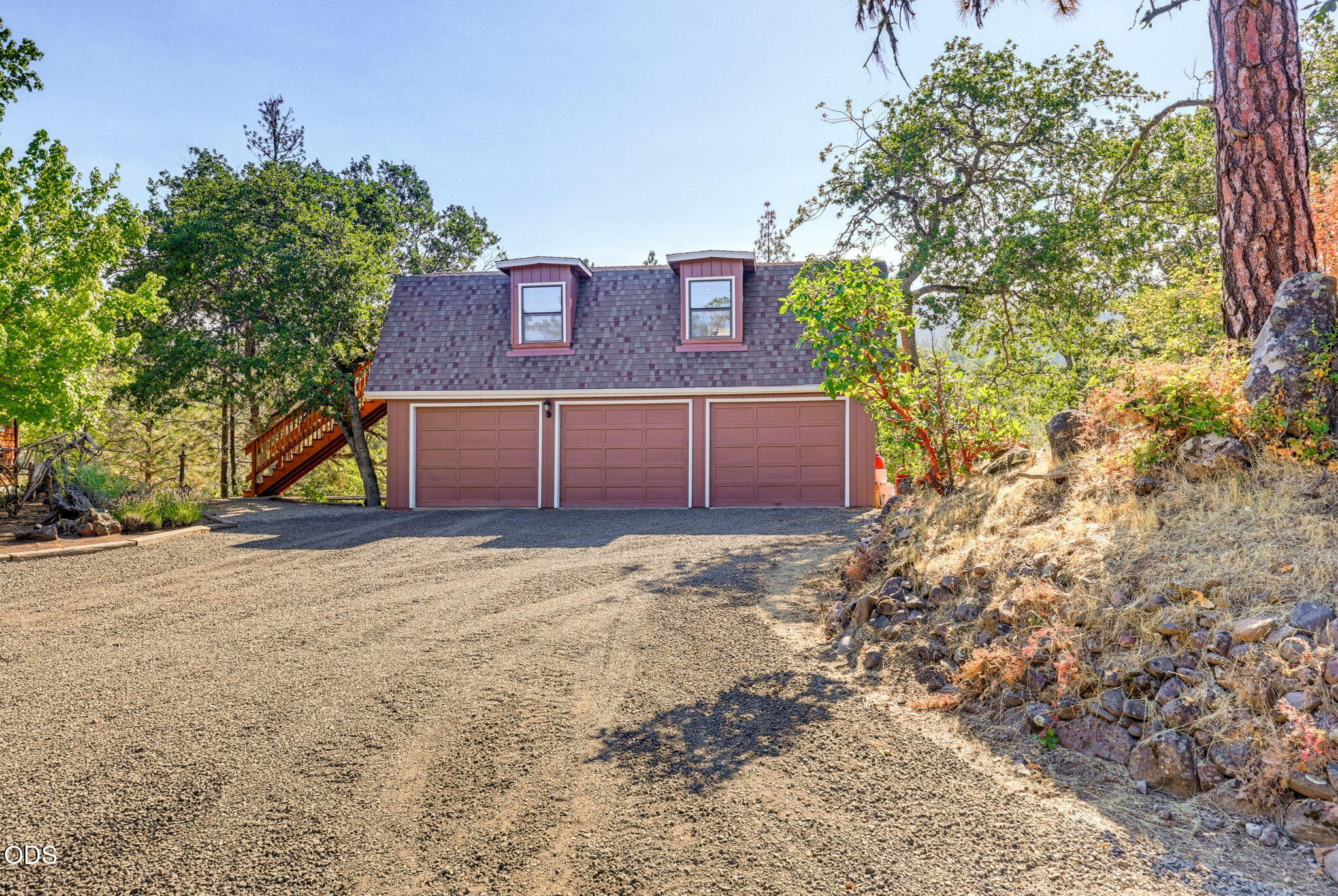 4001 South Fork Little Butte Creek Road Eagle Point, OR 97524 - Photo 15 of 85 Gallery Image 15