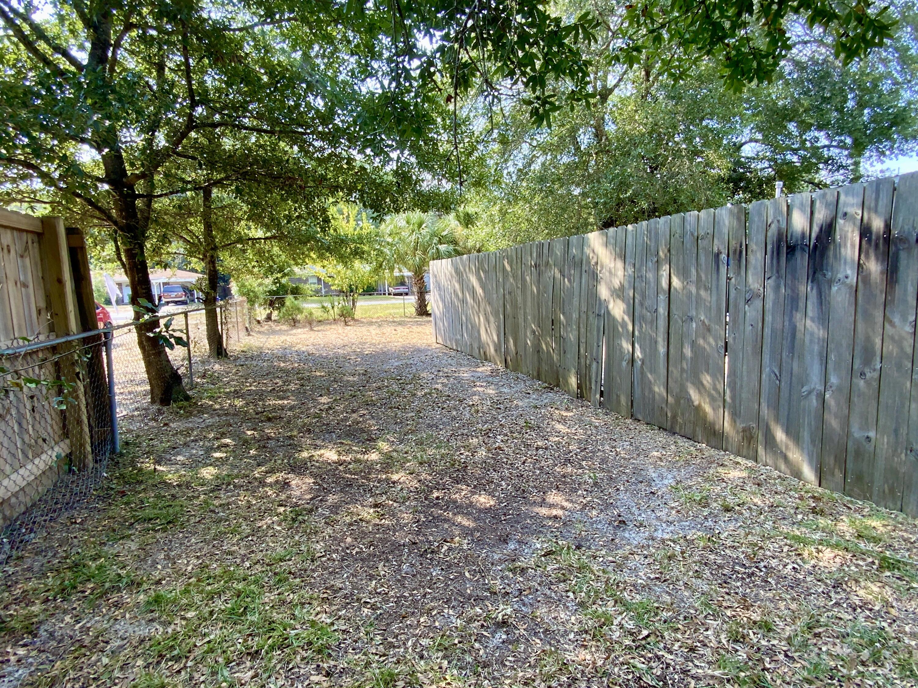 401 Gerold Street Fort Walton Beach, FL 32547 - Photo 19 of 20 a view of backyard with tree