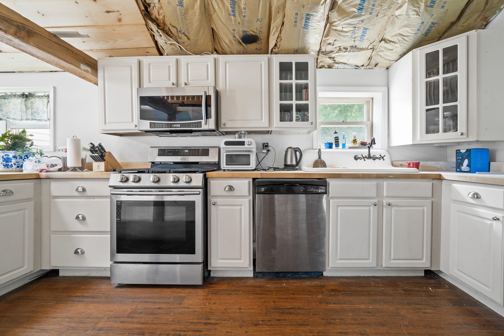 150 Hedding Road Epping, NH 03042 - Photo 3 of 13 Gallery Image 3