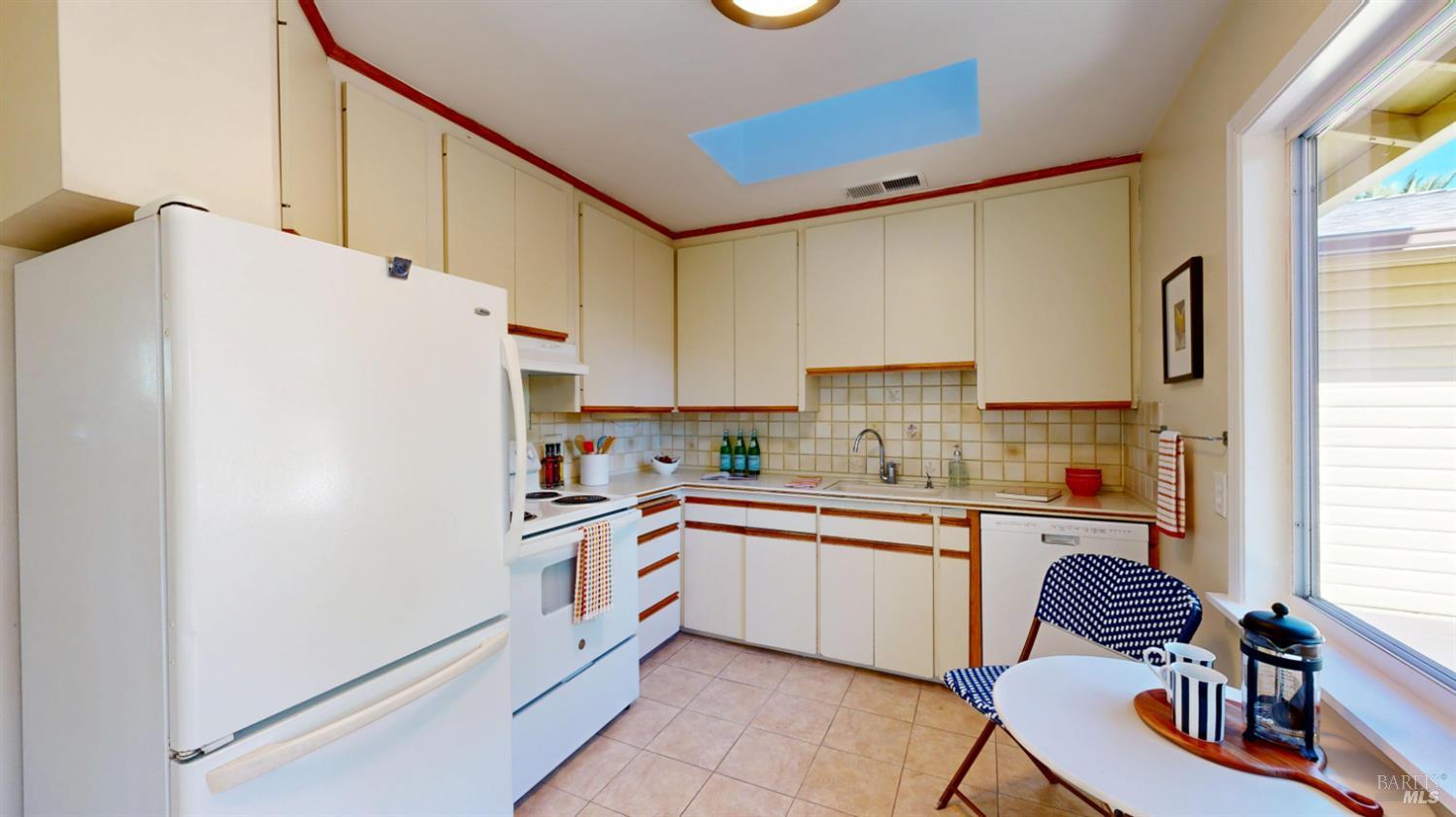 140 Mabry Way San Rafael, CA 94903 - Photo 11 of 93 Gallery Image 11