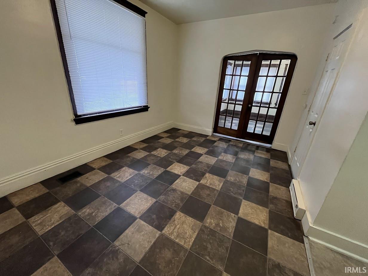 1013 Stophlet Street Fort Wayne, IN 46802 - Photo 4 of 7