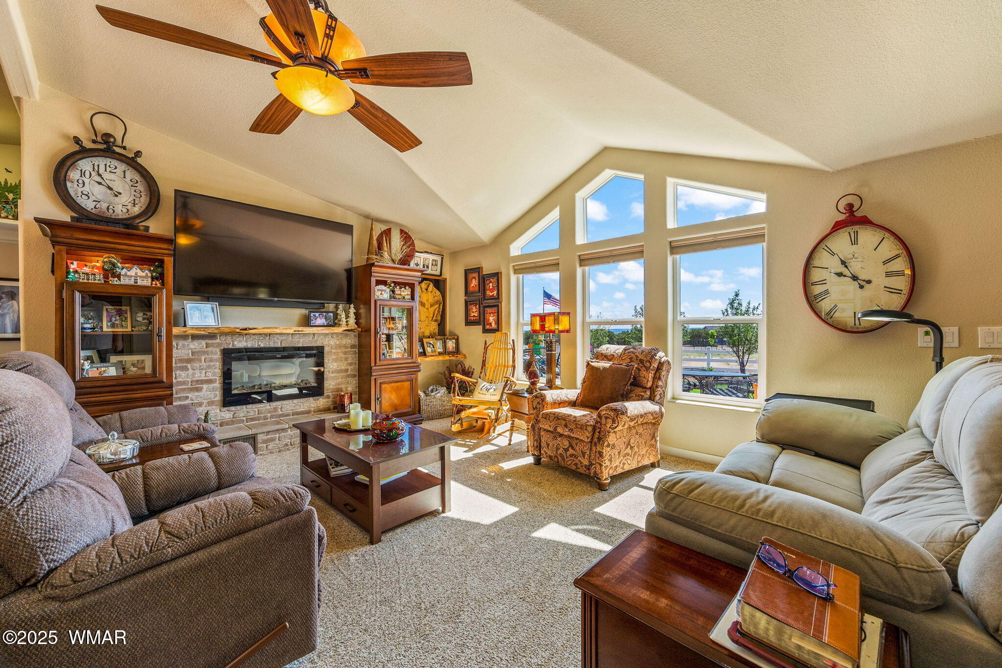 3840 Petersen Road Snowflake, AZ 85937 - Photo 11 of 39 Open Naturally lighting