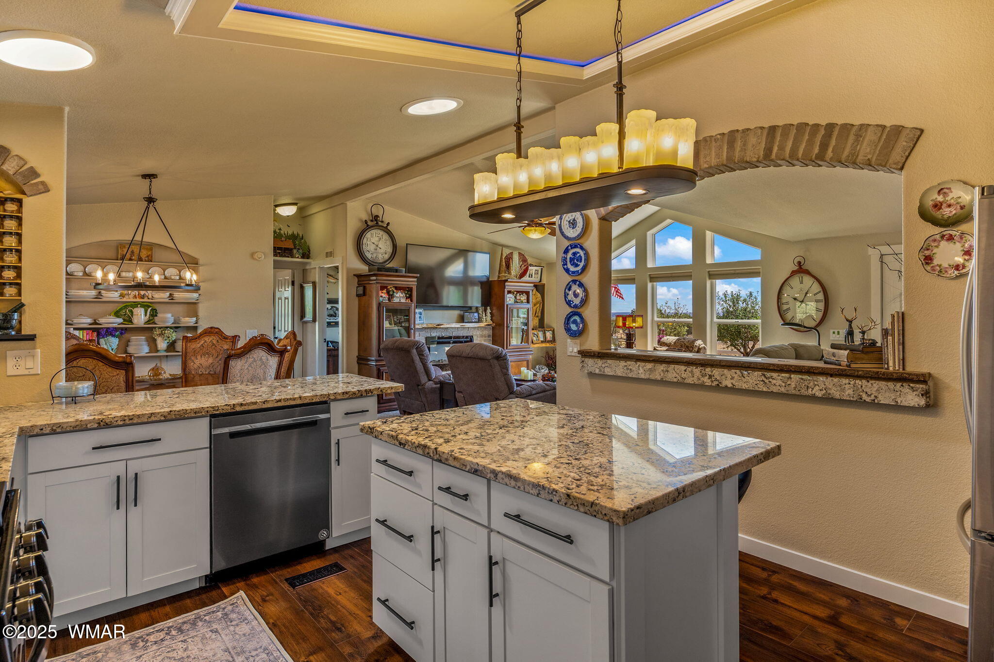 3840 Petersen Road Snowflake, AZ 85937 - Photo 8 of 39 Kitchen to living