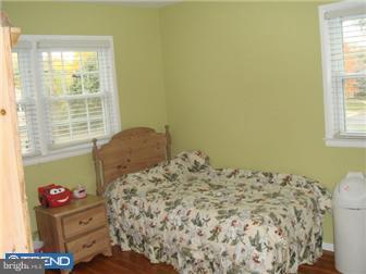 113 McIntosh Road Cherry Hill, NJ 08003 - Photo 4 of 10 Bedroom 2