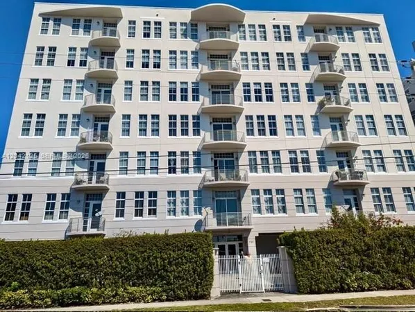 $2,650 | 1789 Northeast Miami Gardens Drive, Unit W304, Miami, FL 33179