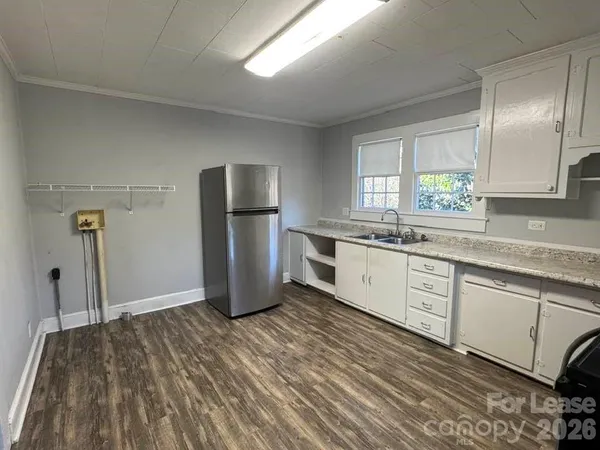 $1,350 | 70 Crowell Drive Northwest, Concord, NC 28025