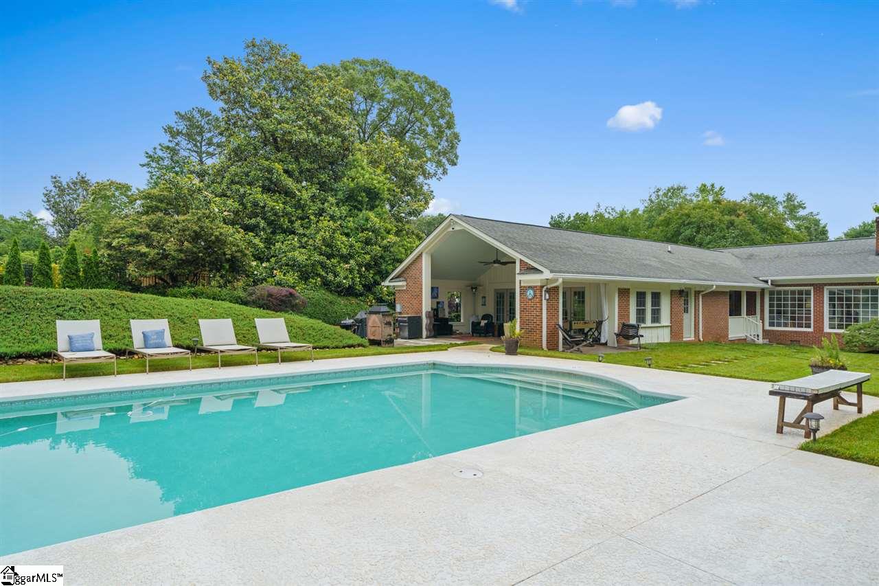 6 Barksdale Road Greenville, SC 29607 - Photo 31 of 35