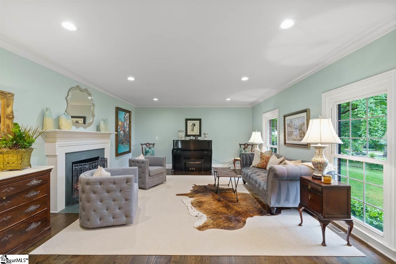 6 Barksdale Road Greenville, SC 29607 - Photo 5 of 35