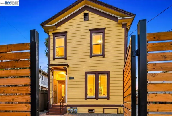 $699,000 | 2836 Myrtle Street, Oakland, CA 94608