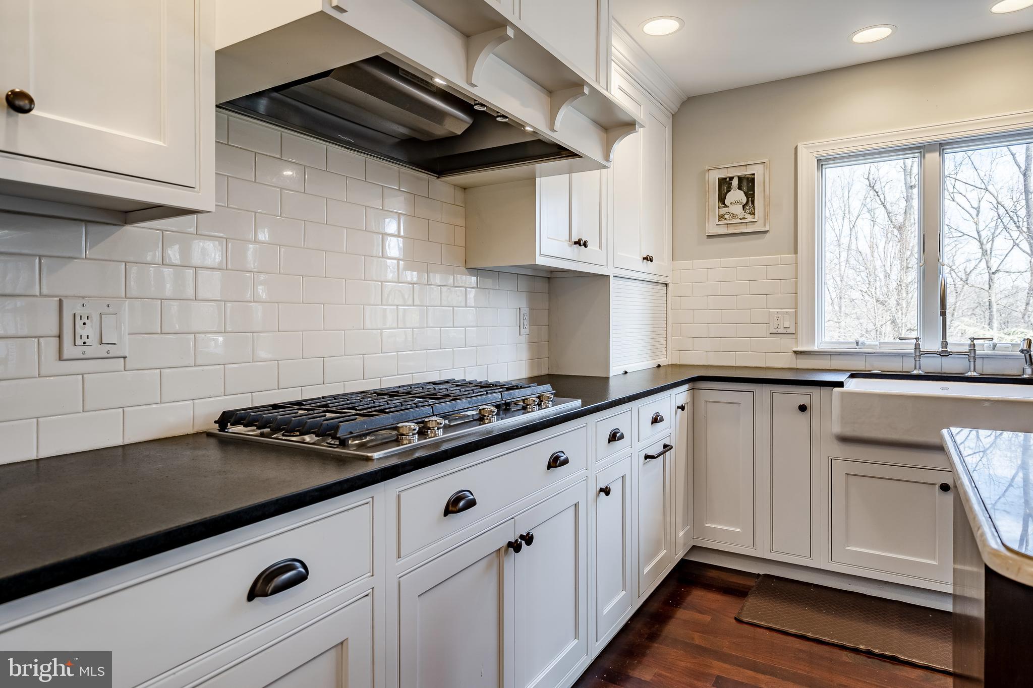 1657 Warpath Road West Chester, PA 19382 - Photo 9 of 82