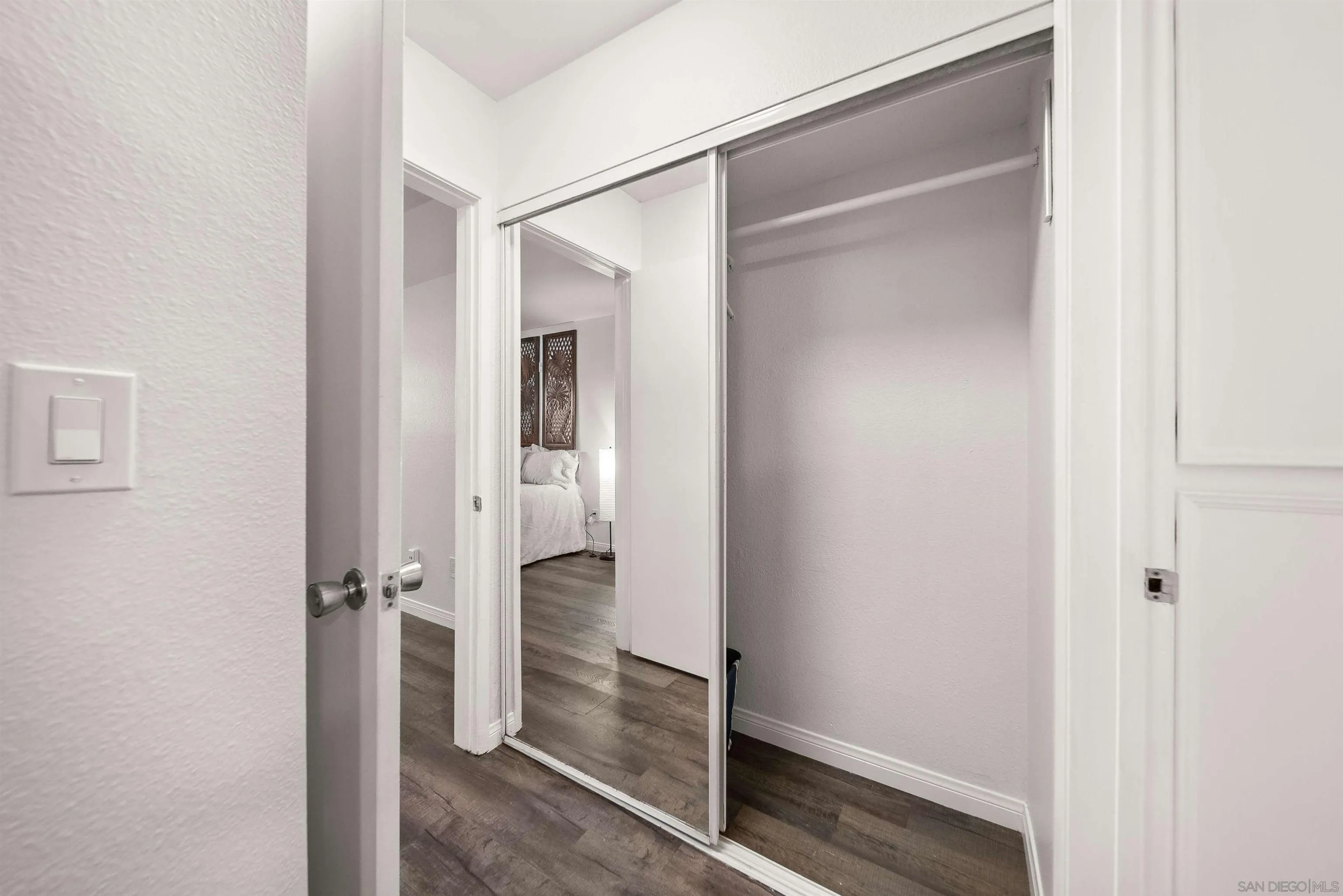 6191 Rancho Mission Road, Unit 103 San Diego, CA 92108 - Photo 11 of 28 a view of a bathroom