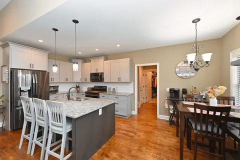 $529,900 | 727 North Russell Street, Portland, TN 37148