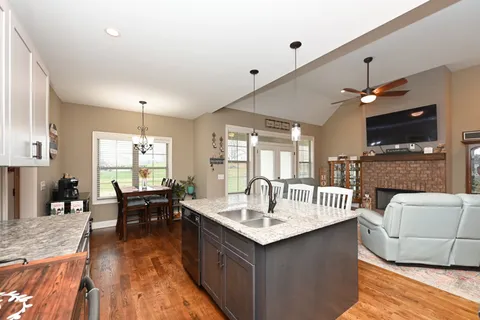 $529,900 | 727 North Russell Street, Portland, TN 37148