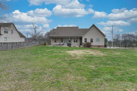 $529,900 | 727 North Russell Street, Portland, TN 37148