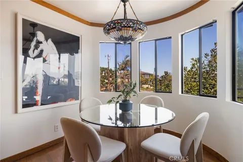 $2,199,848 | 7836 West 81st Street, Playa del Rey, CA 90293