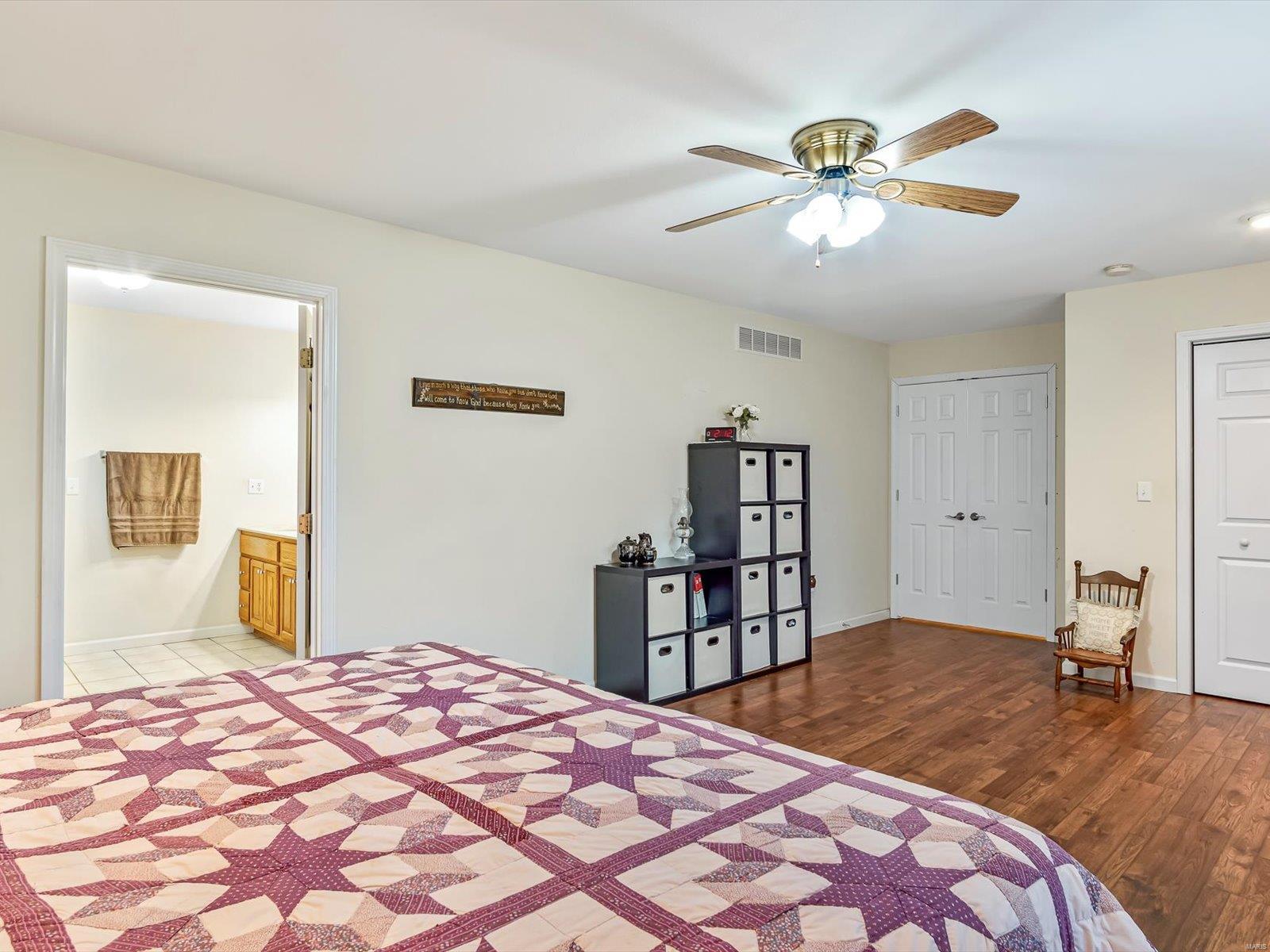 1305 Wilson Street South Roxana, IL 62087 - Photo 13 of 26