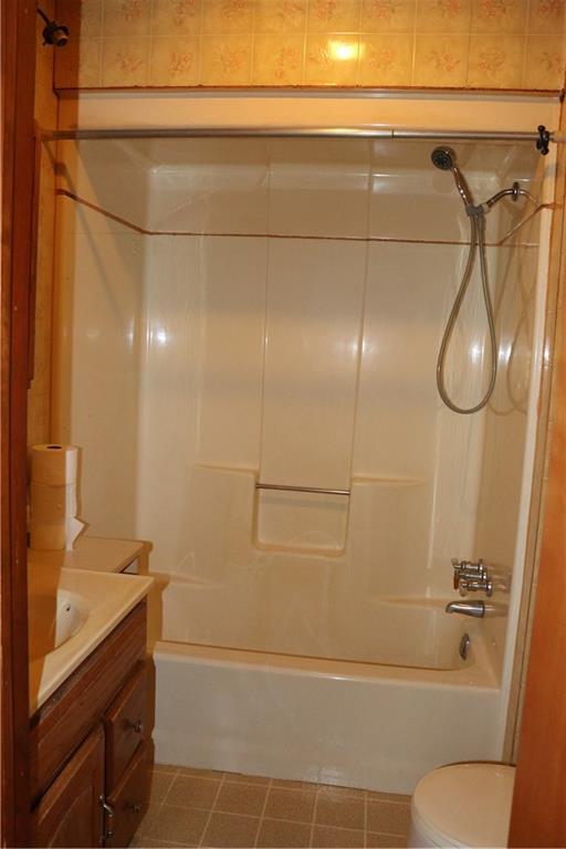 2526 Ridge Rd Extension Baden, PA 15005 - Photo 12 of 23