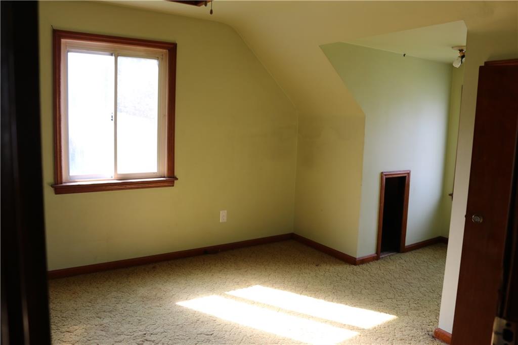 2526 Ridge Rd Extension Baden, PA 15005 - Photo 14 of 23