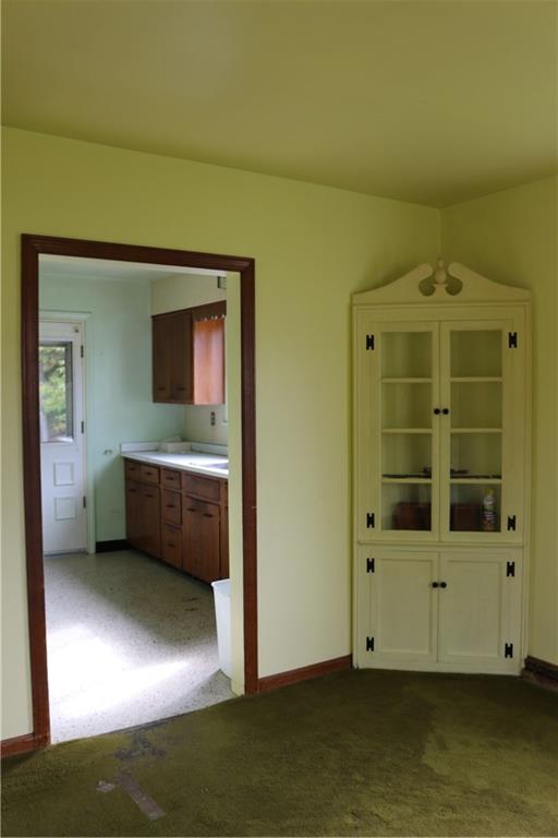 2526 Ridge Rd Extension Baden, PA 15005 - Photo 9 of 23