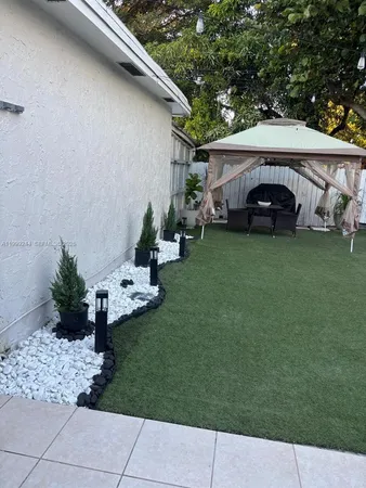 $2,700 | 434 Tamiami Boulevard, Miami, FL 33144