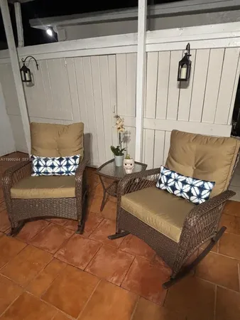 $2,700 | 434 Tamiami Boulevard, Miami, FL 33144