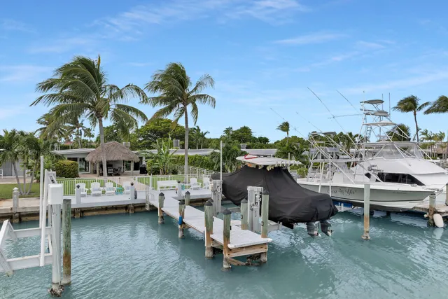 $1,579,000 | 50 7th Street, Key Colony Beach, FL 33051