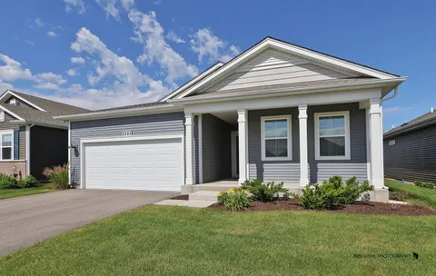 $415,000 | 2285 Tupelo Way, Wonder Lake, IL 60097