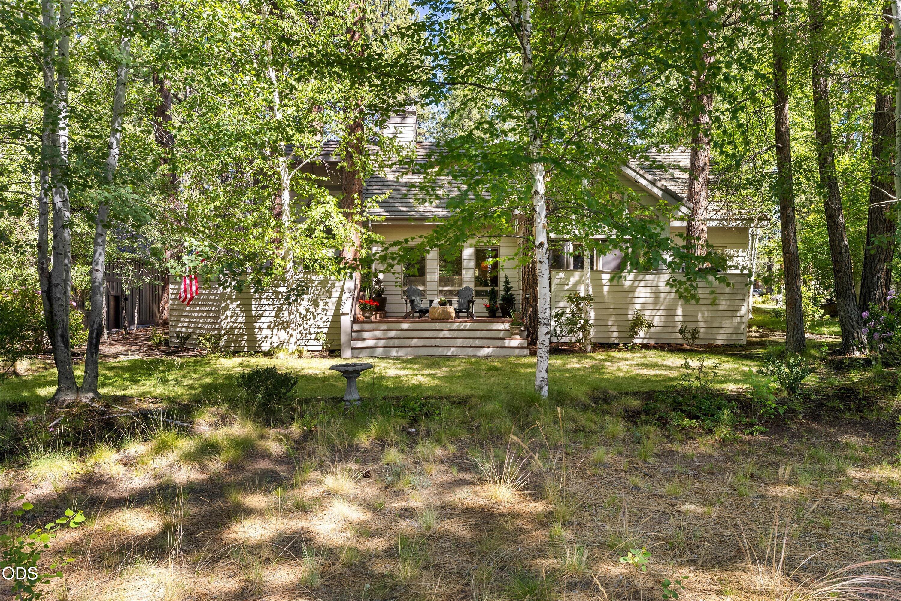 60726 Golf Village Loop Bend, OR 97702 - Photo 48 of 63