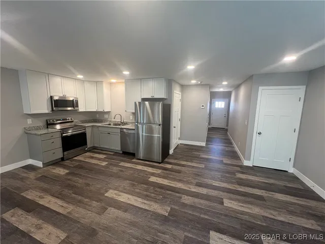 $325,000 | 33 Cool Water Lane, Linn Creek, MO 65052