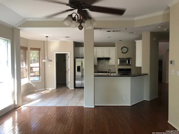 $2,850 | 18702 Rogers Lake, San Antonio, TX 78258