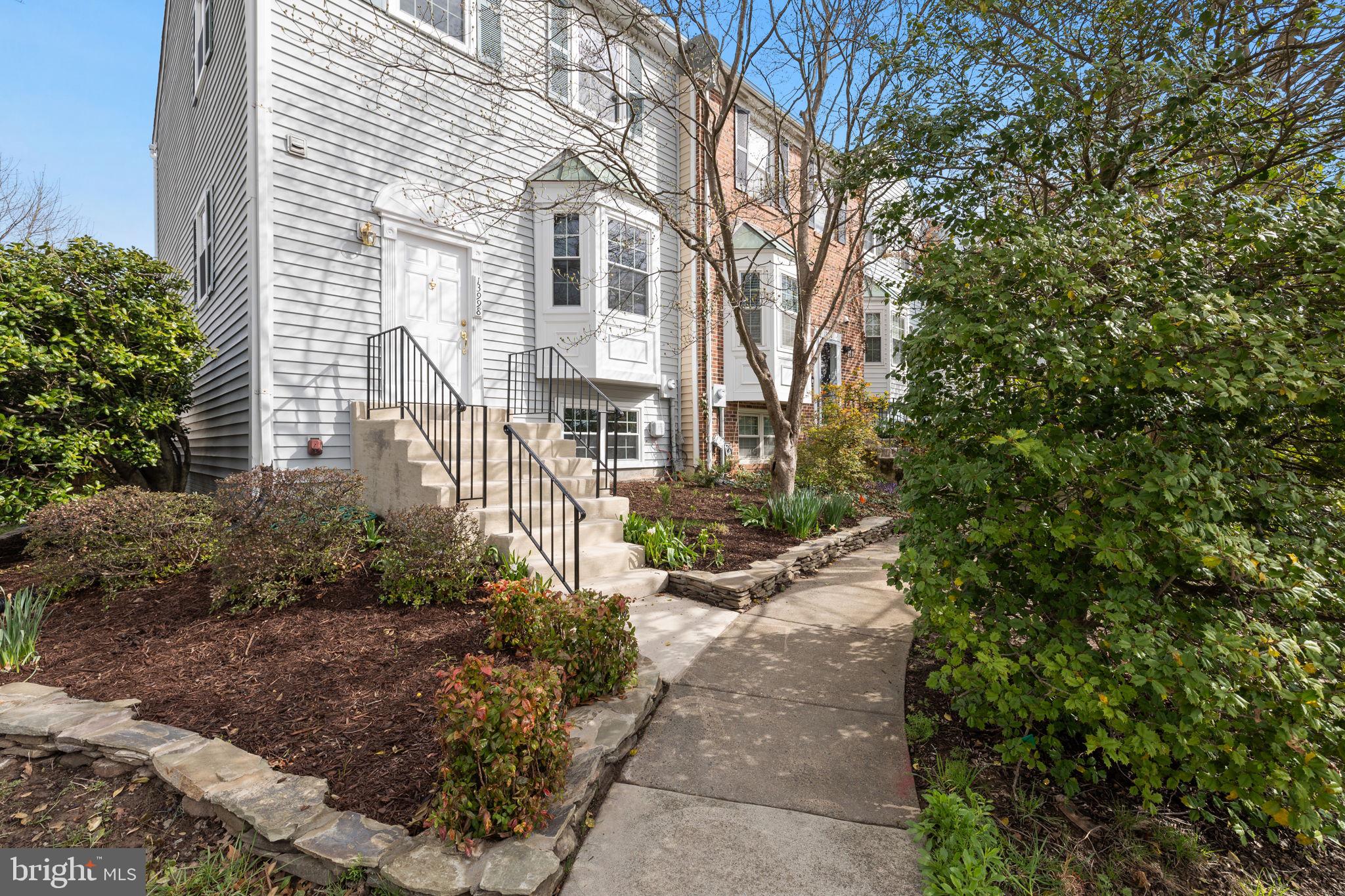 13998 New Braddock Road Centreville, VA 20121 - Photo 1 of 27