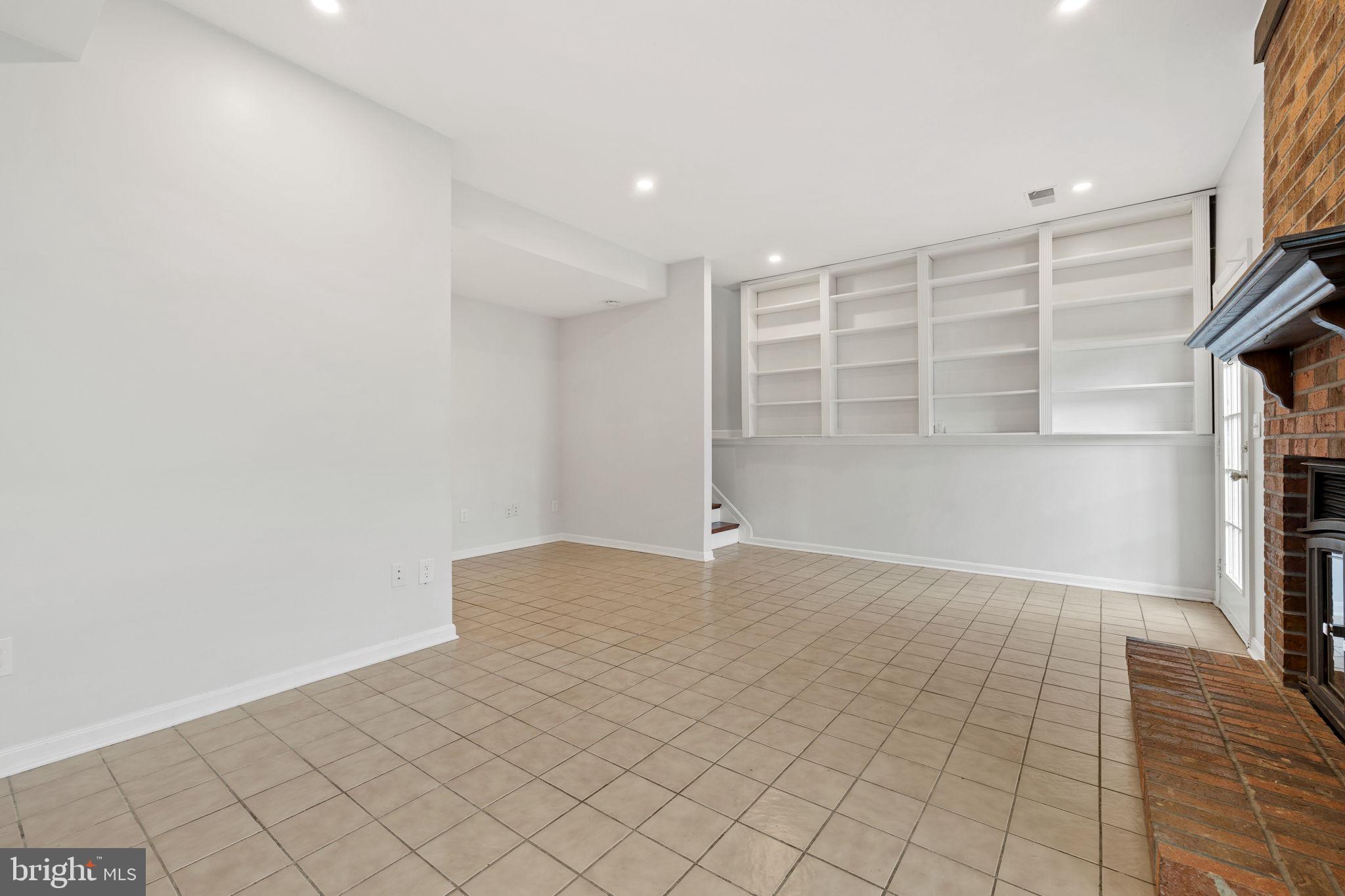 13998 New Braddock Road Centreville, VA 20121 - Photo 19 of 27