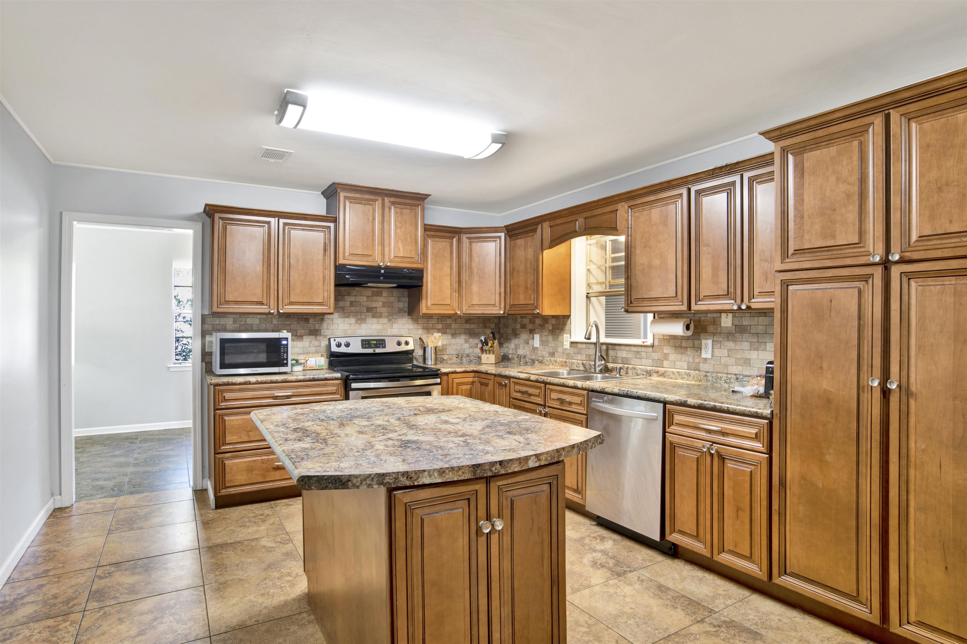 401 East Myrtle Avenue Foley, AL 36535 - Photo 12 of 29