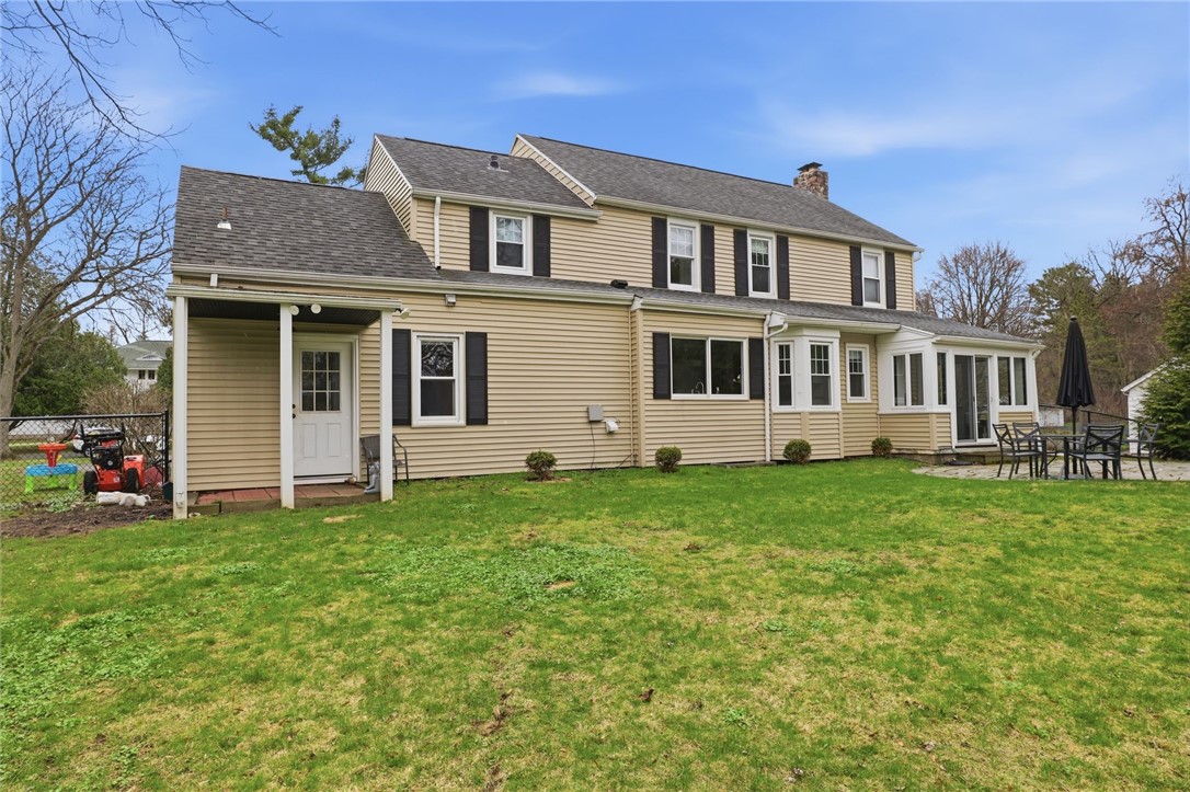 146 East Brook Road Pittsford, NY 14534 - Photo 33 of 41 Exterior back