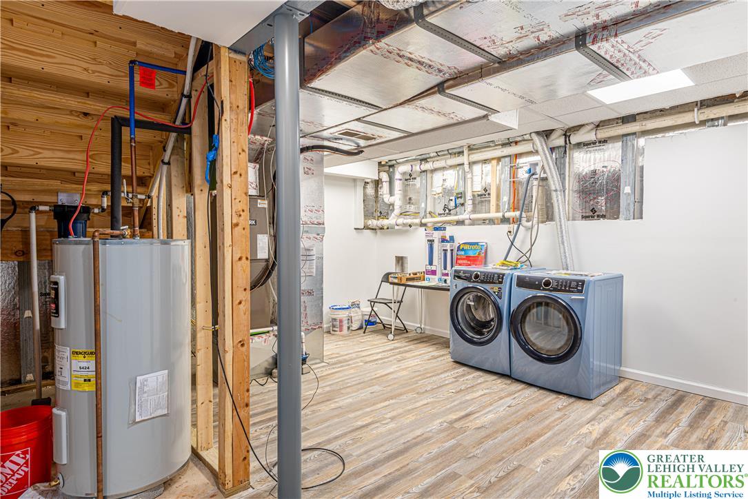 117 Cress Drive Effort, PA 18330 - Photo 22 of 29 a utility room with dryer and washer