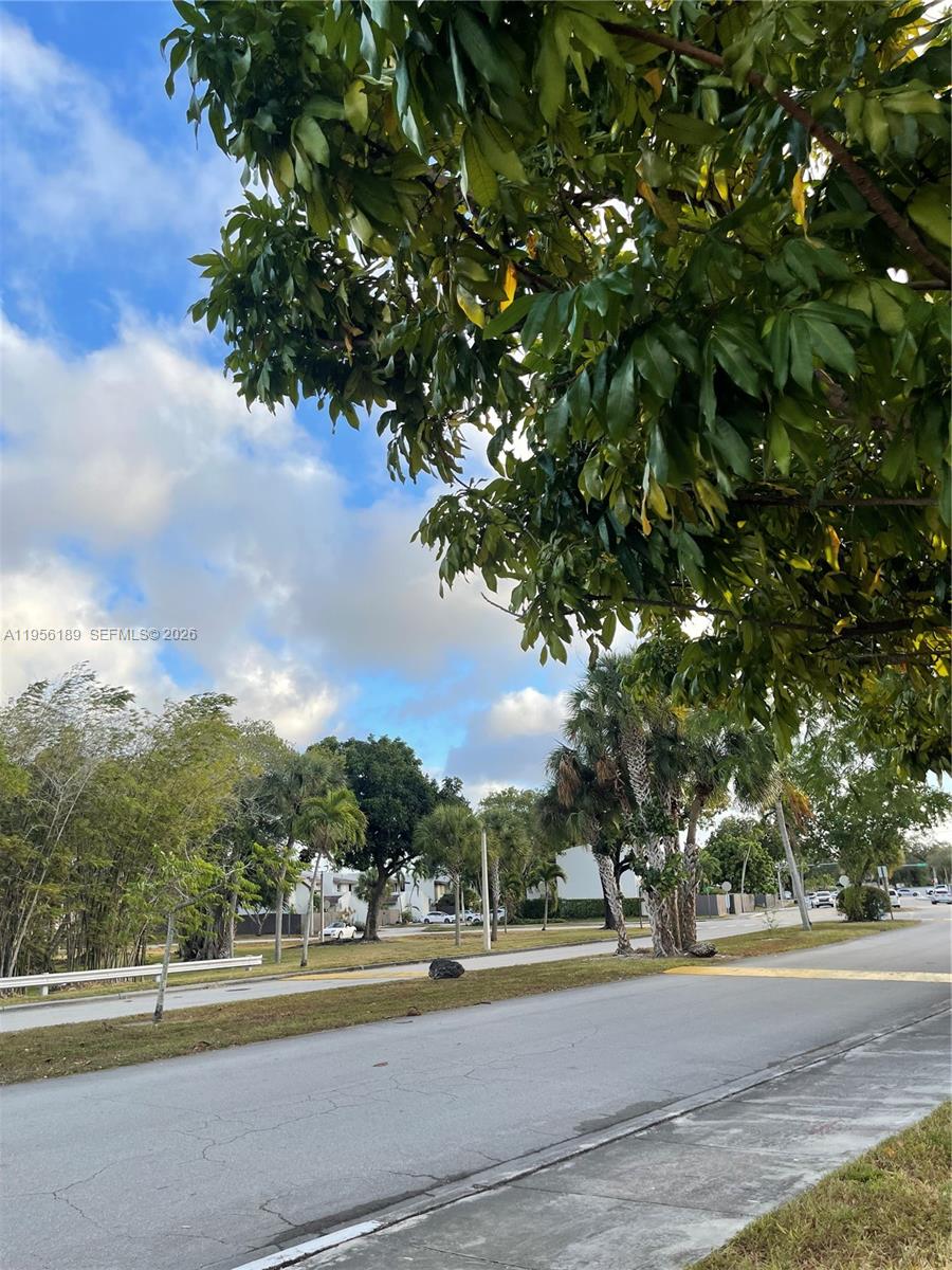 11342 Southwest 70th Terrace, Unit 11342 Miami, FL 33173 - Photo 34 of 45