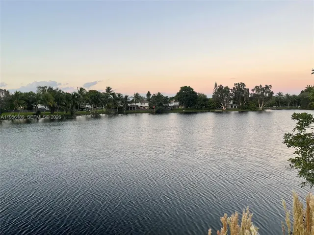 $2,900 | 11342 Southwest 70th Terrace, Unit 11342, Miami, FL 33173