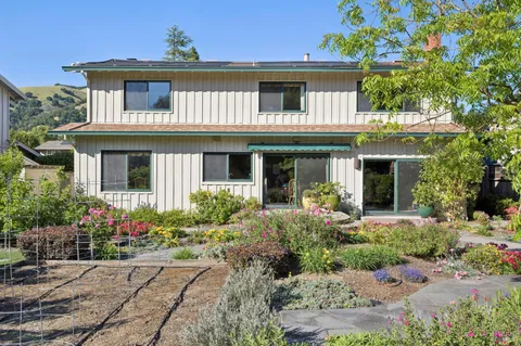 $1,689,000 | 58 Mt Muir Court, San Rafael, CA 94903