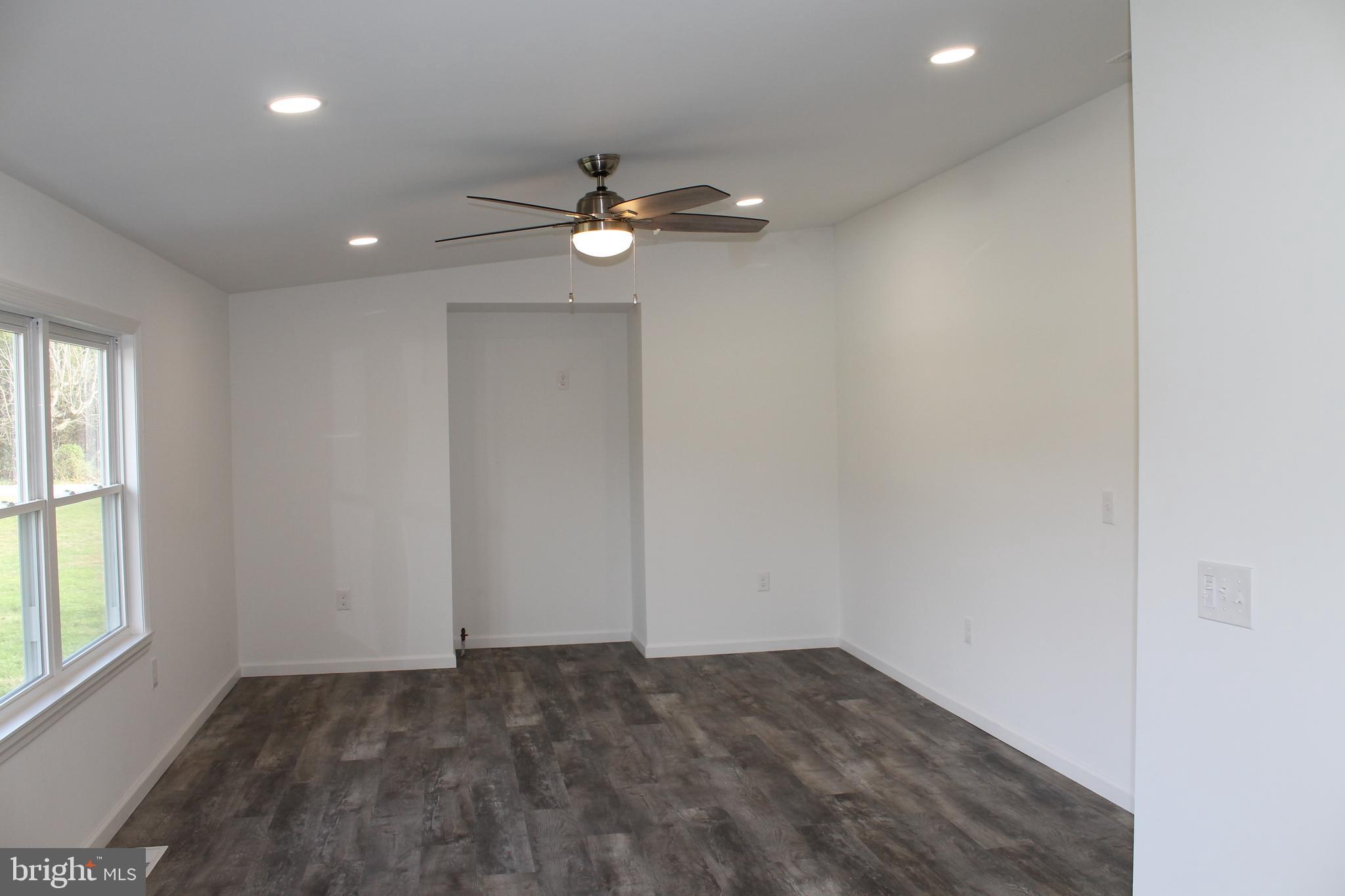 724 Upper Neck Road Elmer, NJ 08318 - Photo 12 of 56