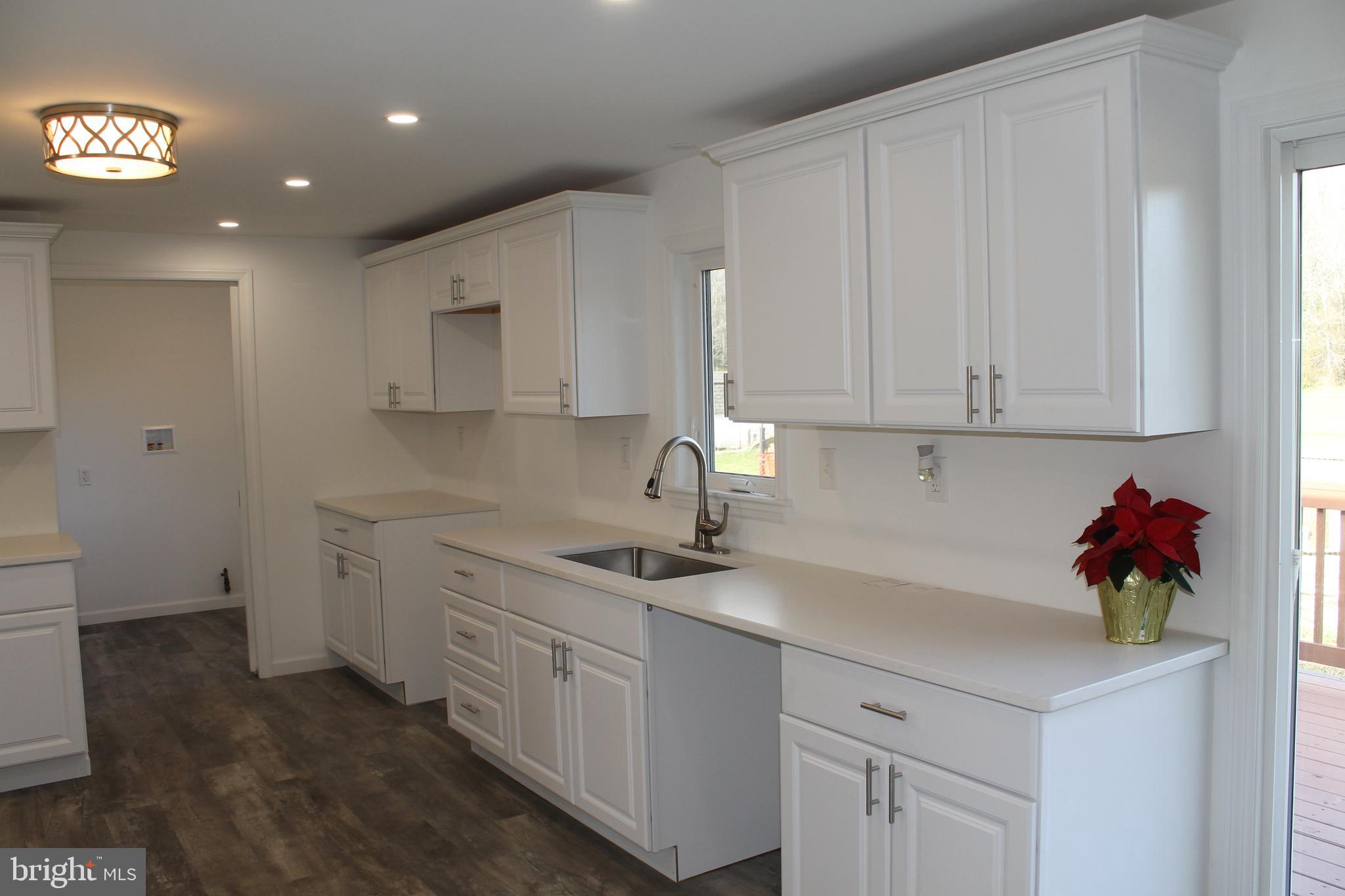 724 Upper Neck Road Elmer, NJ 08318 - Photo 8 of 56