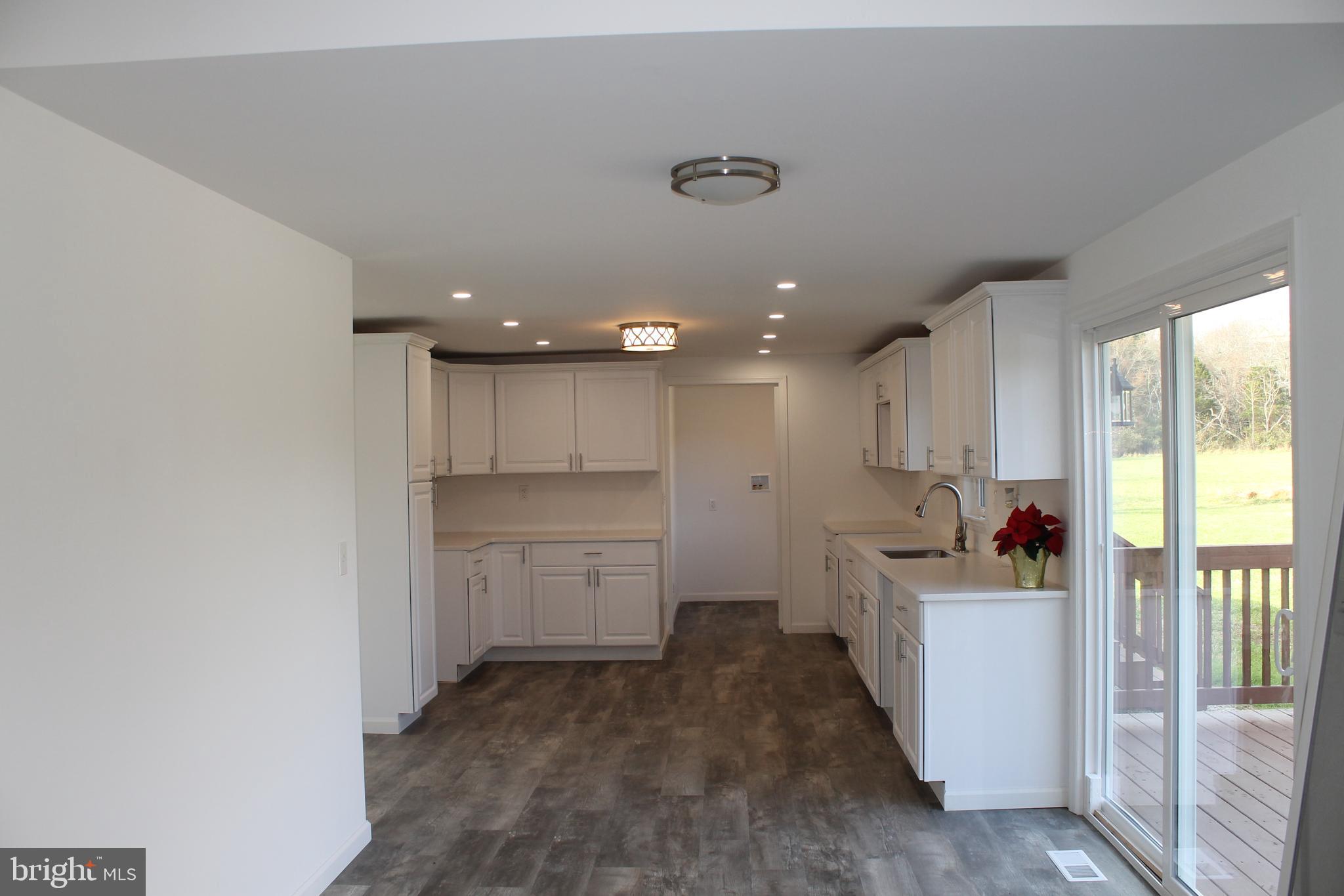 724 Upper Neck Road Elmer, NJ 08318 - Photo 10 of 56