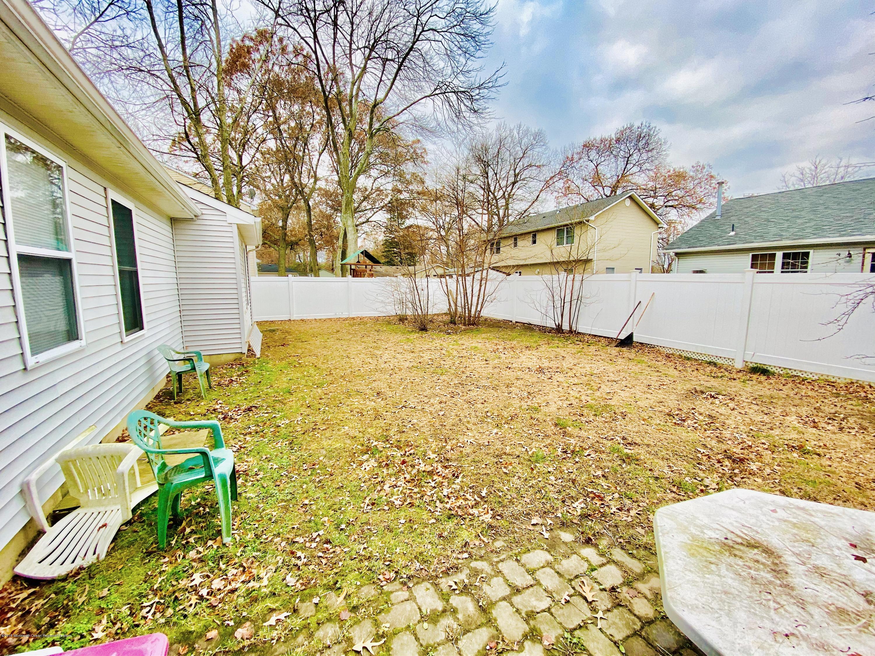 47 Dockage Road Bayville, NJ 08721 - Photo 17 of 19 a view of a backyard of the house